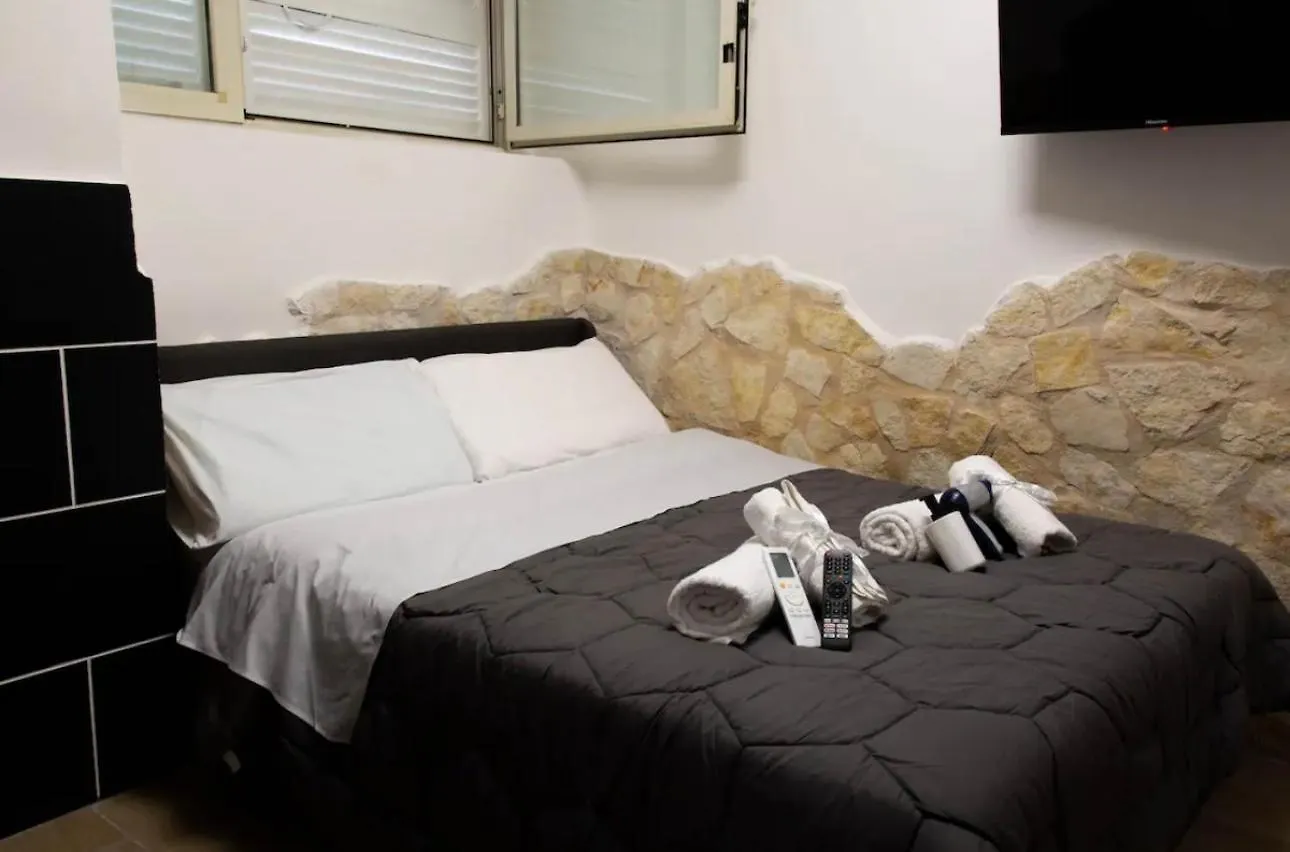 Apartment Tribunali-Duomo House In Historical Center Naples